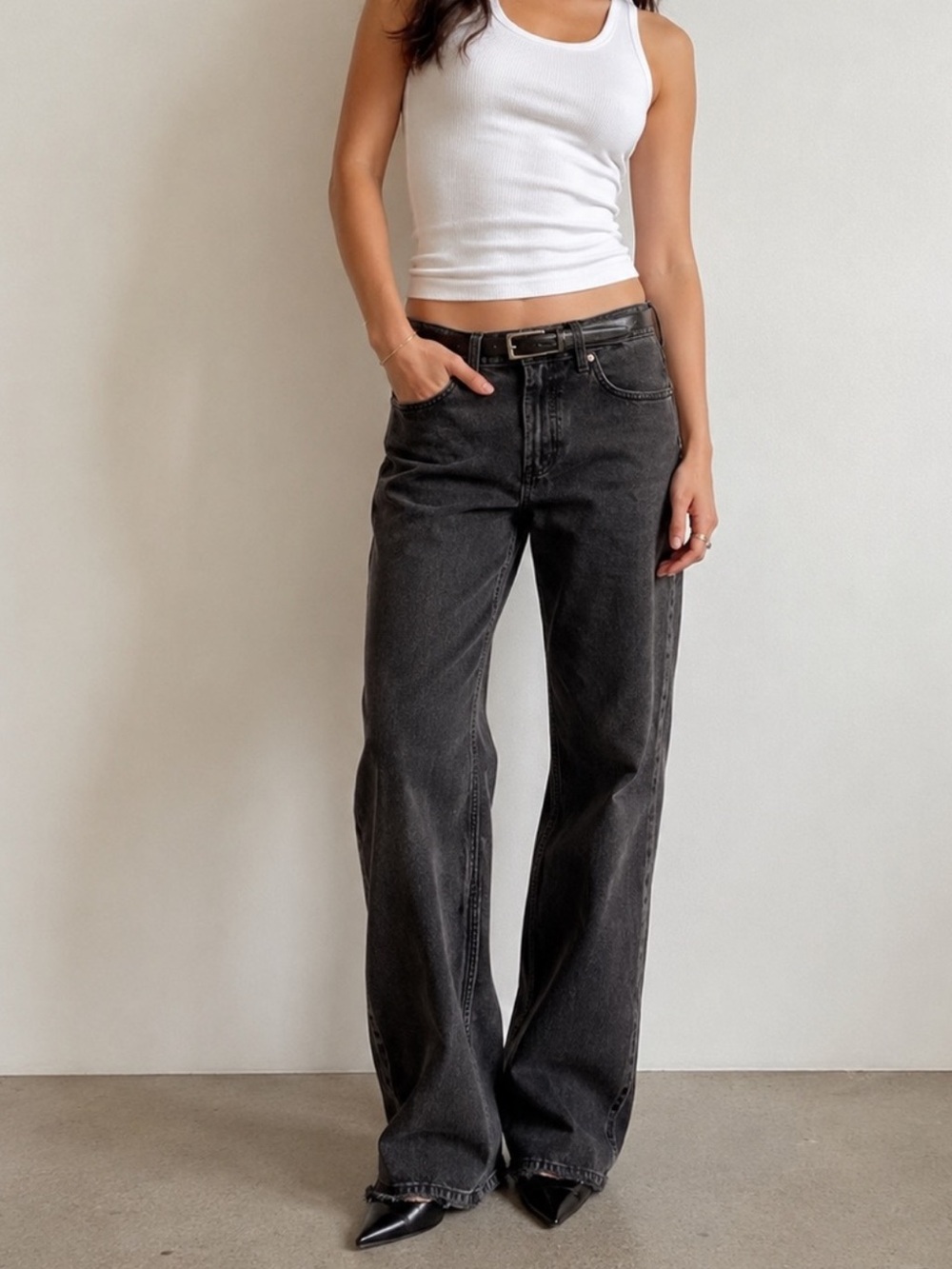 Abercrombie & fitch the baggy low rise black wash curve love jeans 27/4